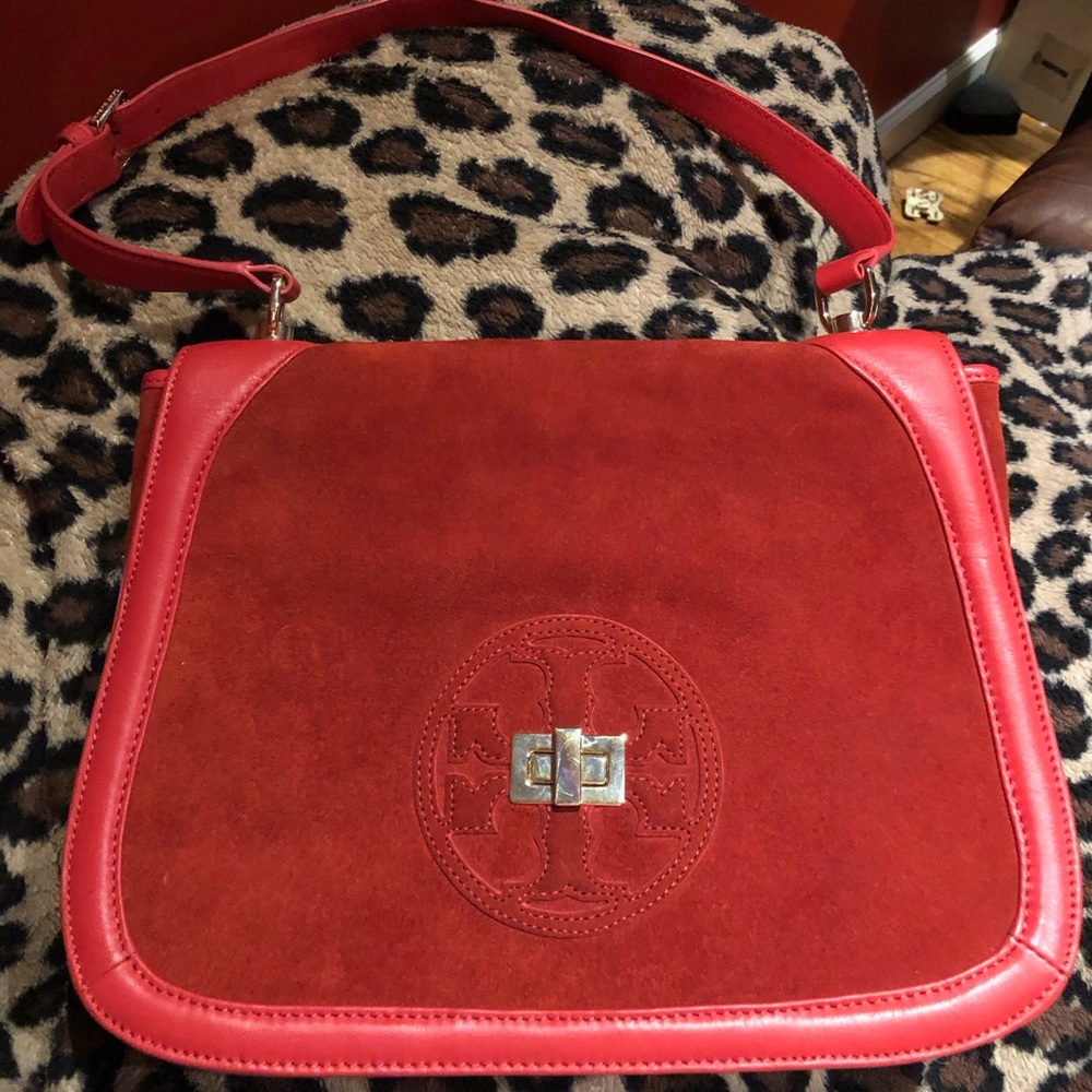 COPY - Red leather and suede Tory Burch clip twist bag.